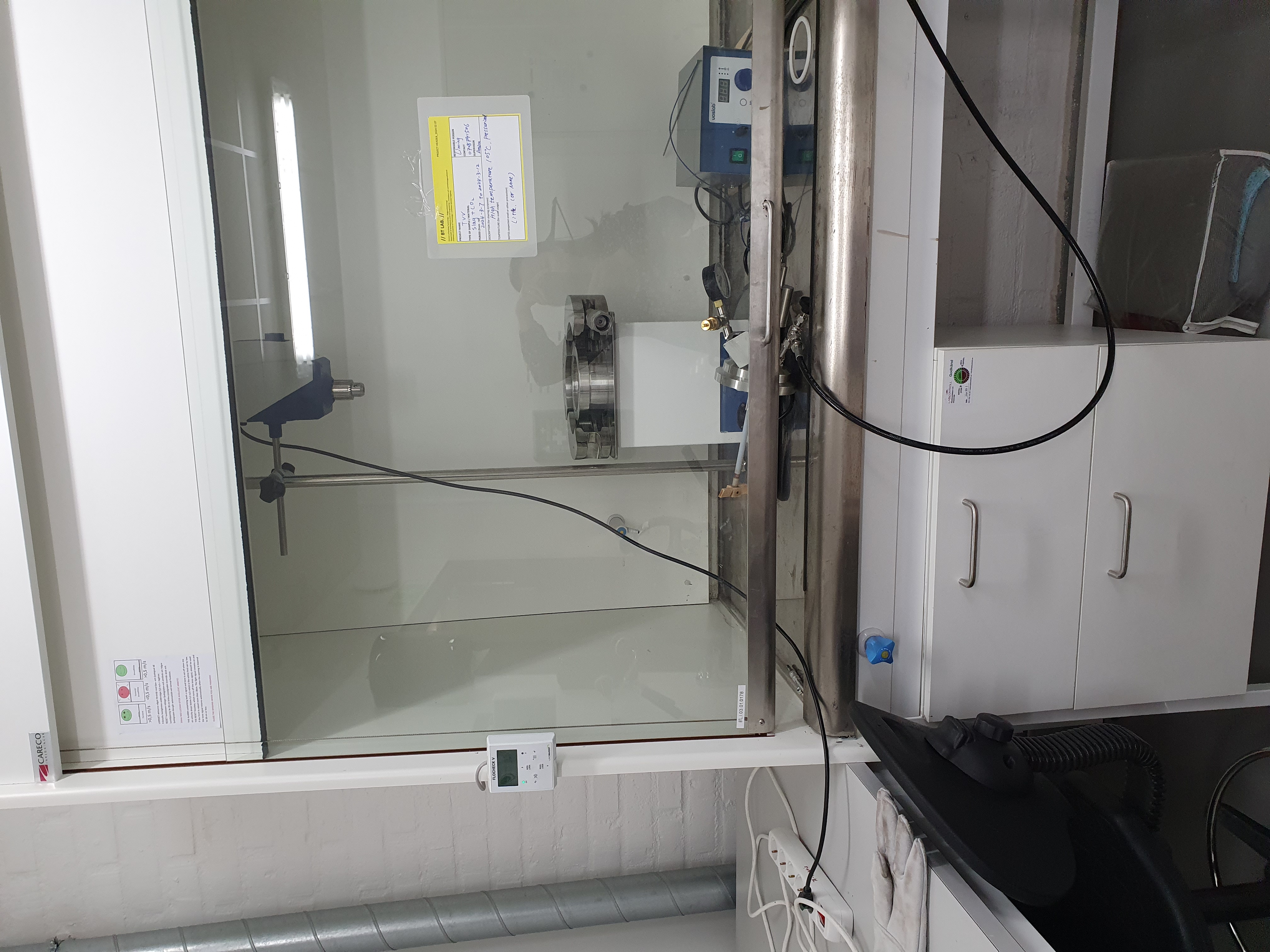 Picture of FUME HOOD 1 