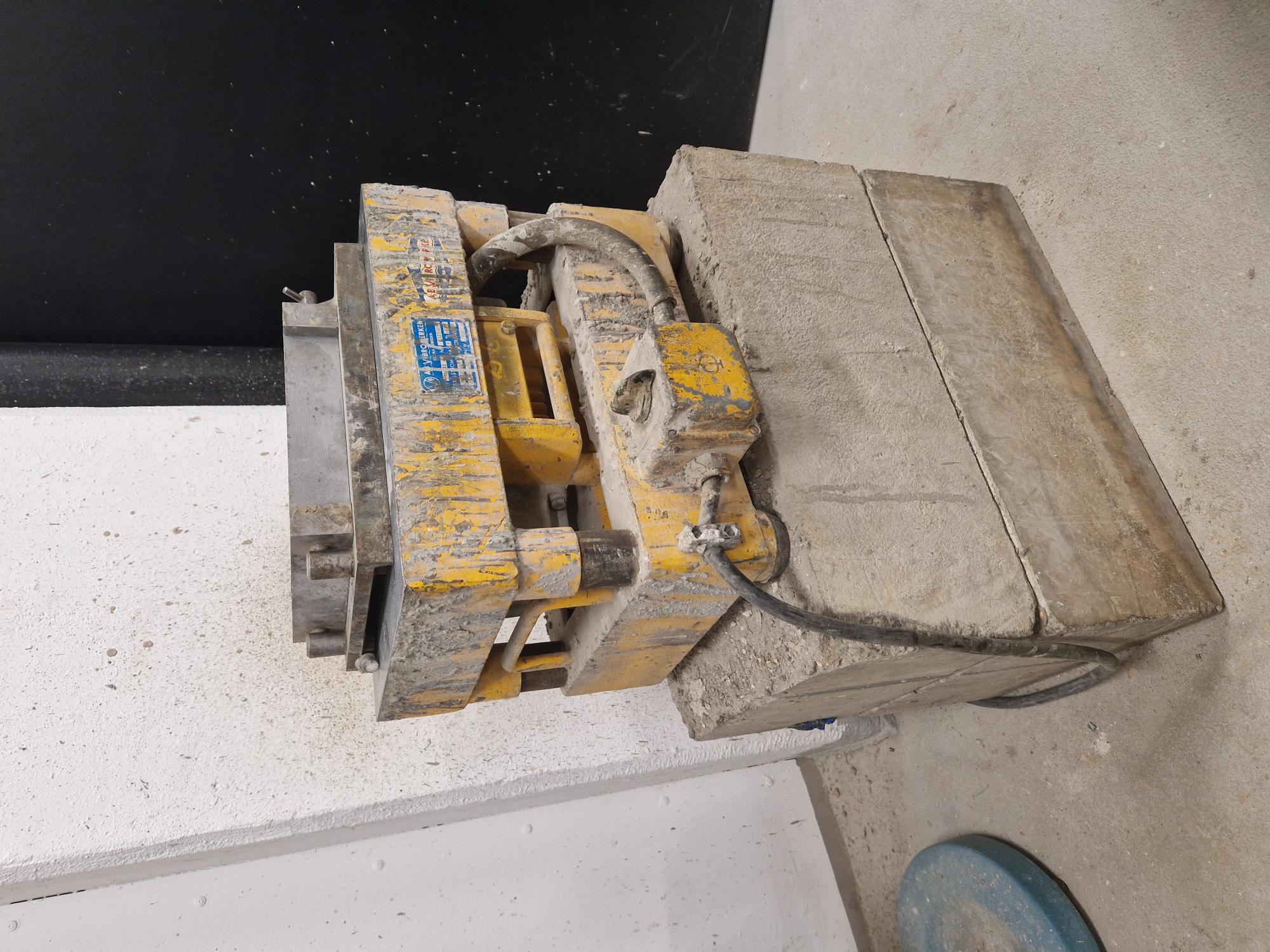 Picture of VIBRATION MACHINE