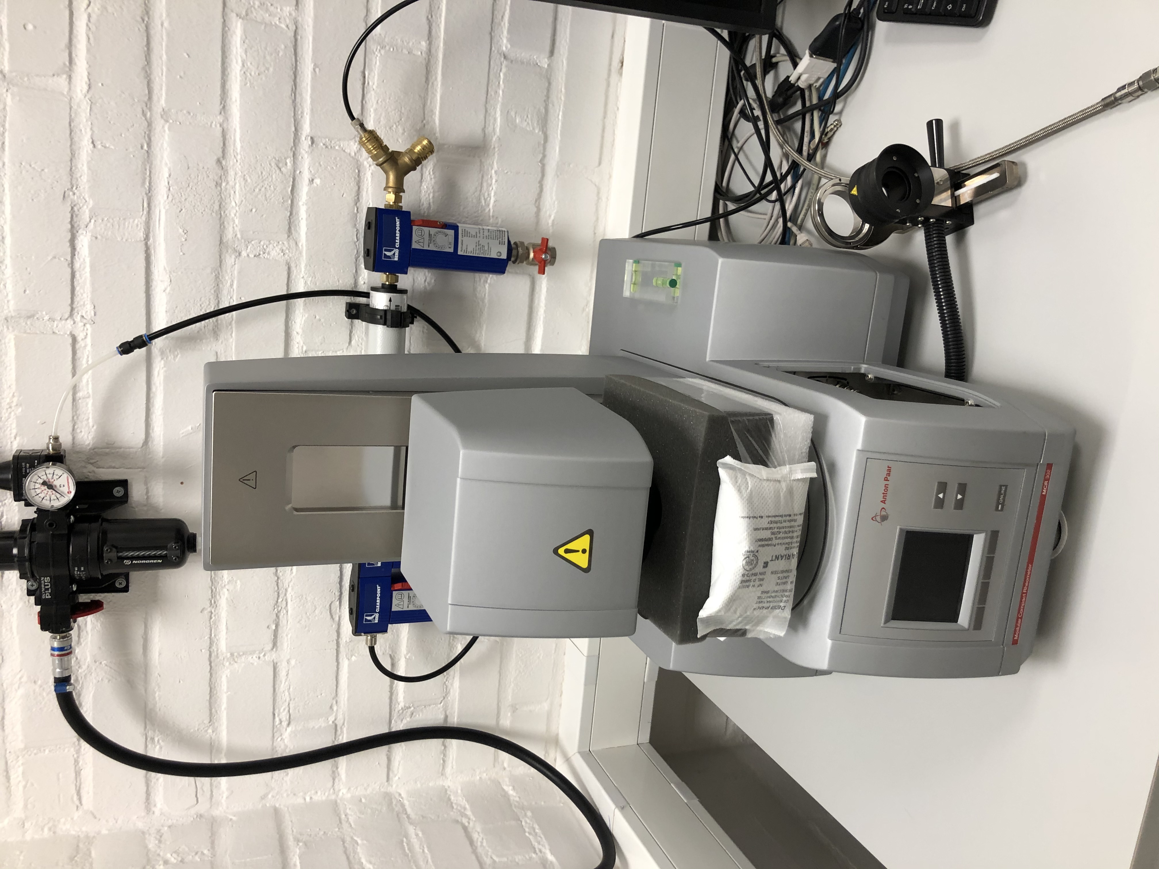 Picture of Rheometer MCR-302