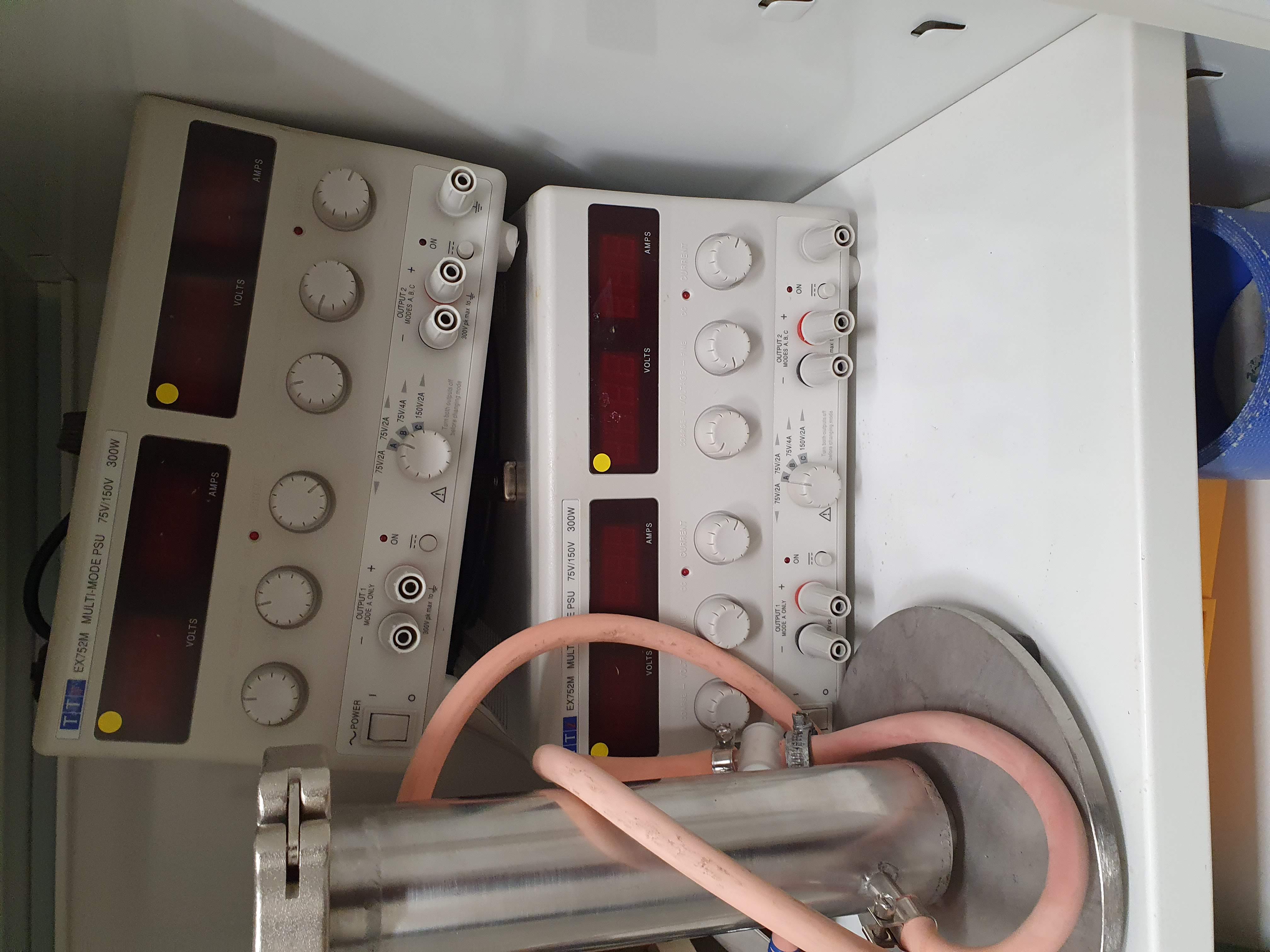 Picture of Voltage source 2