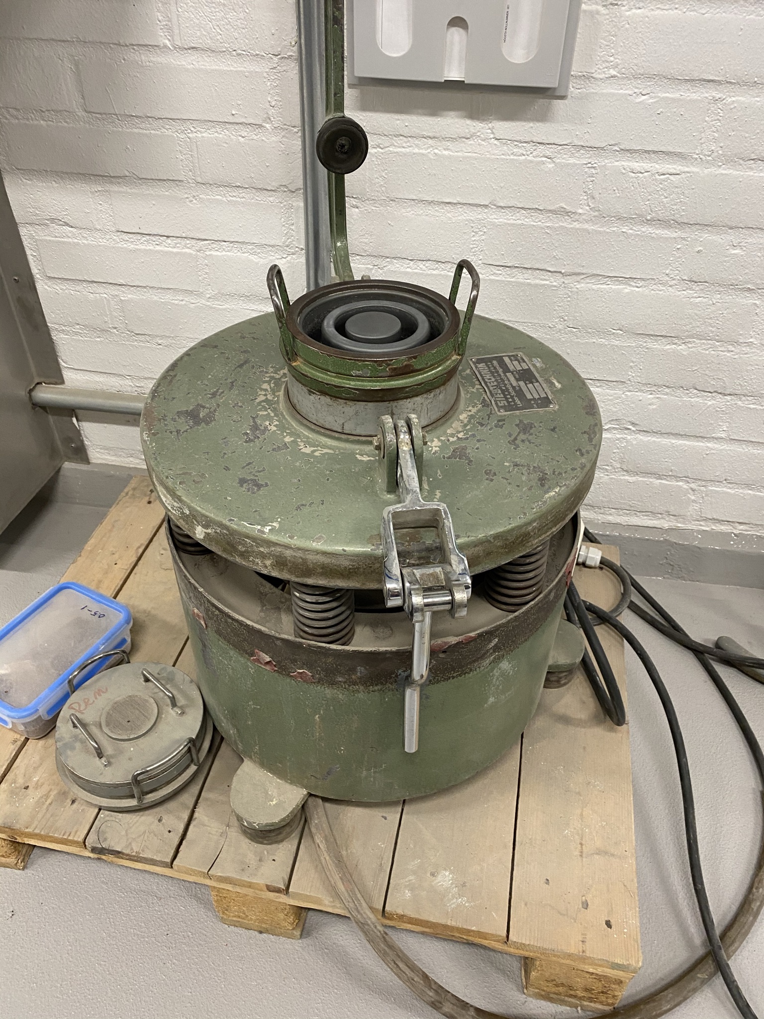 Picture of OSCILLATING MILL